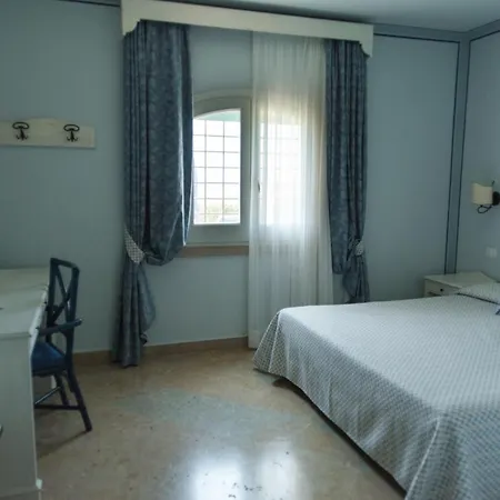 Relais Antiche Saline Отель Торре-Нубия