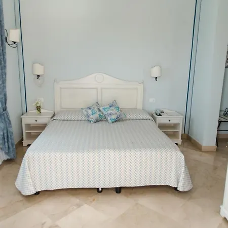 Relais Antiche Saline 4* Торре-Нубия
