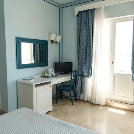 Отель Relais Antiche Saline 4*